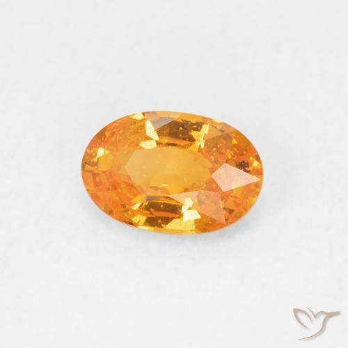 Saphir Orange intense naturelle ovale, 0.60 ct, VS