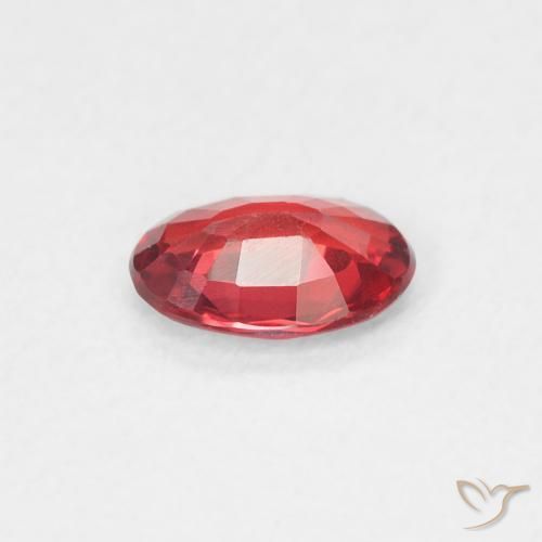Saphir Rouge moyen naturelle ovale, 0.45 ct, VS