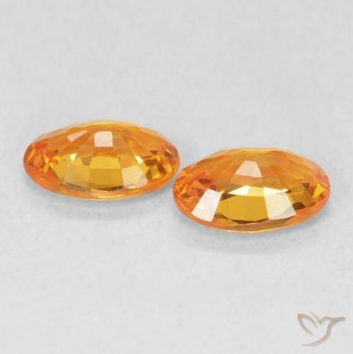 Shop natural 1.12ct Orange vif Saphir gems, ovale, from Tanzanie at GemSelect. In stock, global shipping!