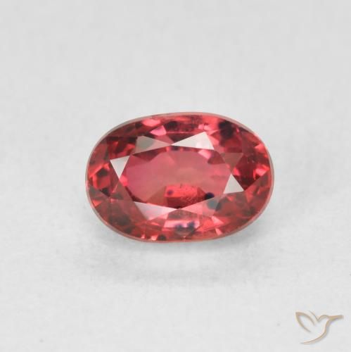 1.00ct Naturel Rouge foncé Saphir, ovale, VS