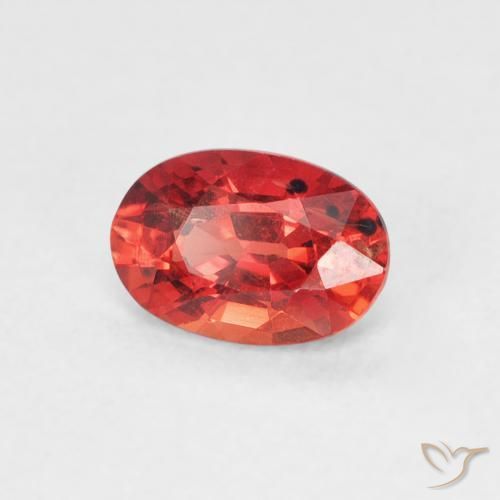 Saphir Rouge intense naturelle ovale, 0.65 ct, VS