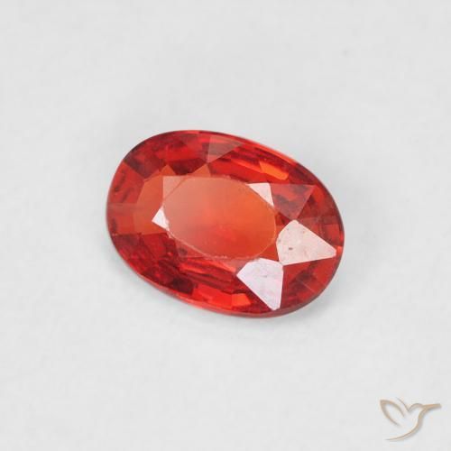 Saphir Rouge vif naturelle ovale, 0.44 ct, VS