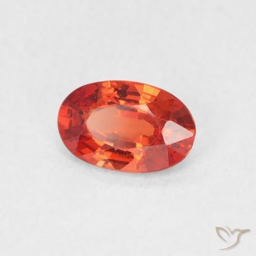 Saphir Rouge moyen naturelle ovale, 0.54 ct, VVS-VS