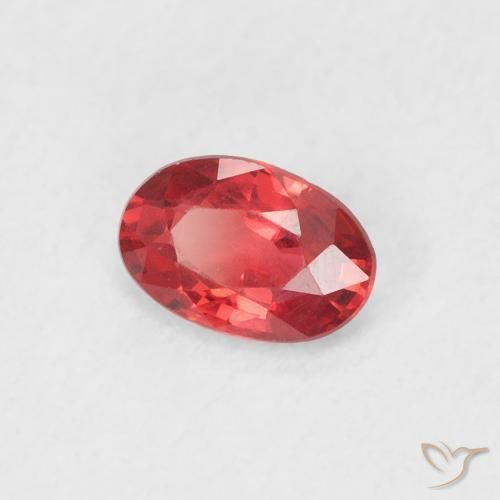 Saphir Rouge écarlate naturelle ovale, 0.51 ct, VVS-VS