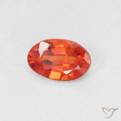 Saphir Orange rougeâtre naturelle ovale, 0.54 ct, VVS-VS
