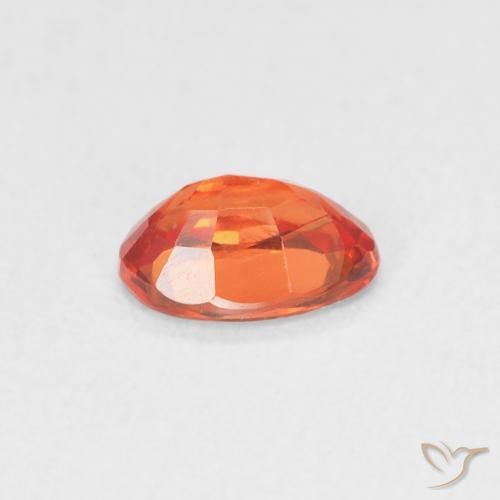 Saphir Orange rougeâtre naturelle ovale, 0.54 ct, VVS-VS