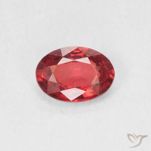 0.55ct Naturel Rouge intense Saphir, ovale, VVS-VS