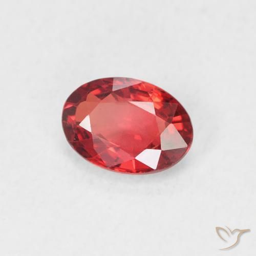 Saphir Rouge intense naturelle ovale, 0.55 ct, VVS-VS