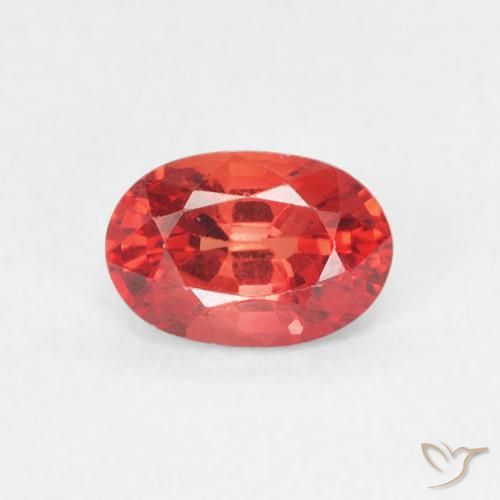 0.73ct Naturel Rouge intense Saphir, ovale, VVS-VS