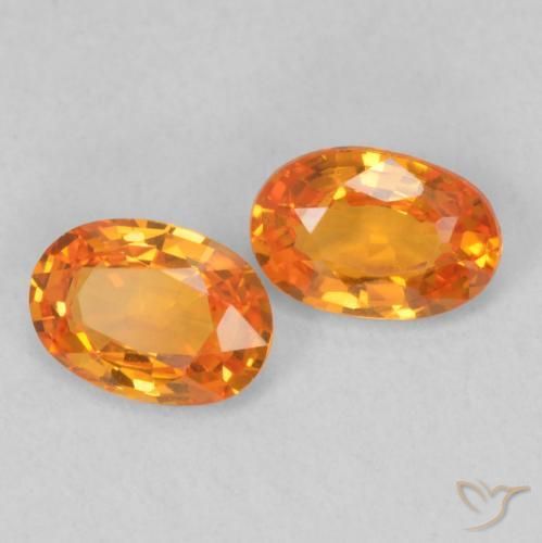 Shop natural 1.04ct Orange vif Saphir gems, ovale, from Tanzanie at GemSelect. In stock, global shipping!