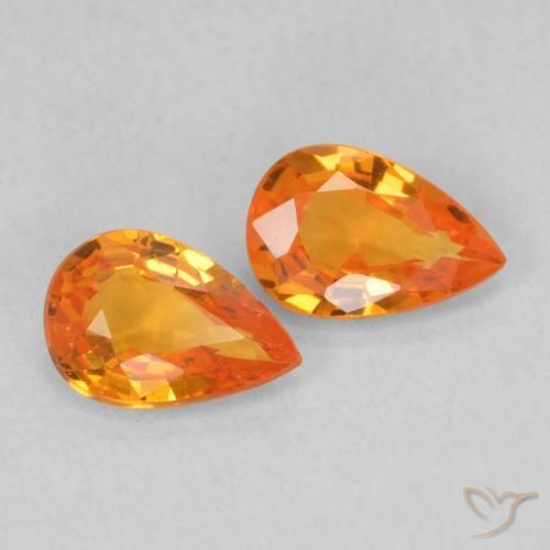 Shop natural 0.96ct Orange vif Saphir gems, En forme de poire, from Tanzanie at GemSelect. In stock, global shipping!