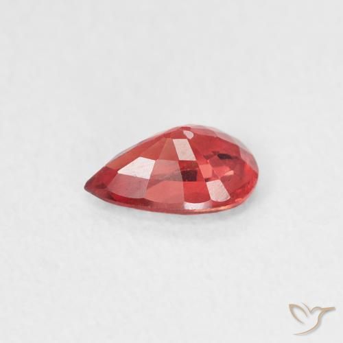 Saphir Rouge écarlate naturelle En forme de poire, 0.42 ct, VVS-VS