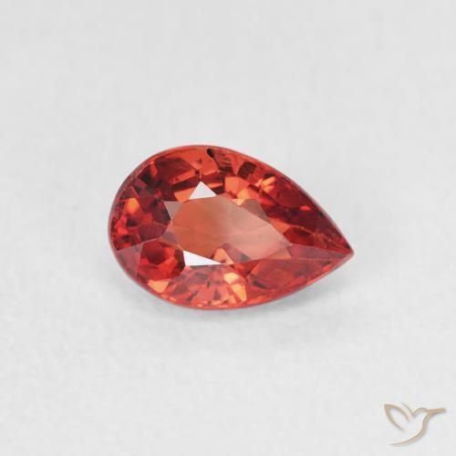 Saphir Rouge moyen naturelle En forme de poire, 0.64 ct, VVS-VS