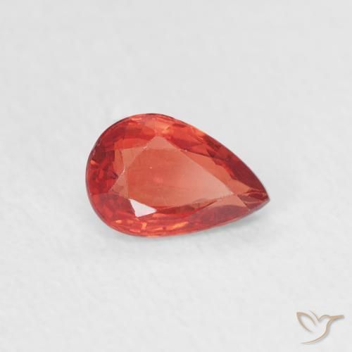 Saphir Rouge moyen naturelle En forme de poire, 0.44 ct, VVS-VS