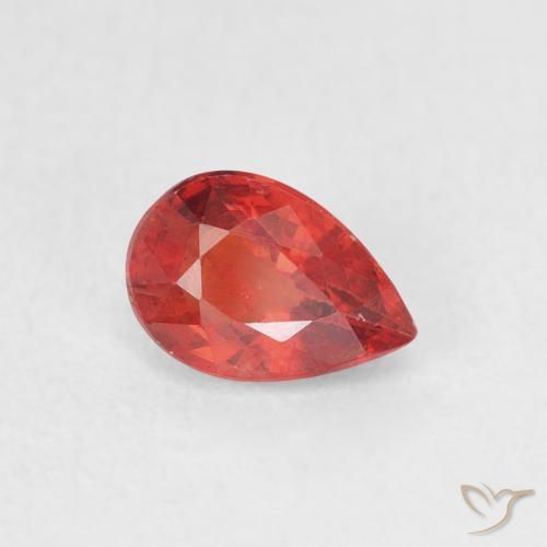 Saphir Rouge feu naturelle En forme de poire, 0.68 ct, VS
