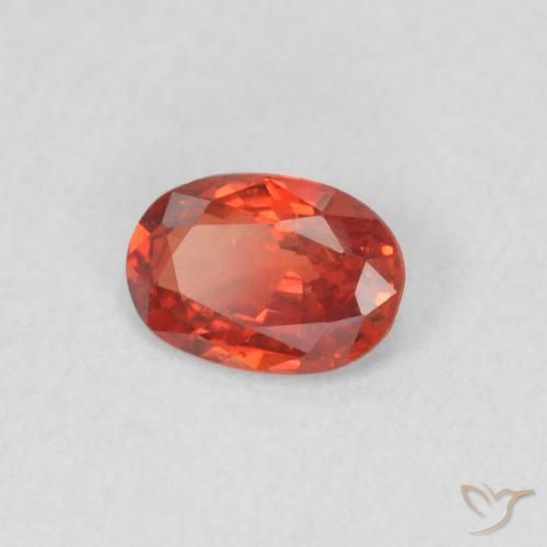 Saphir Rouge moyen naturelle ovale, 0.48 ct, VS