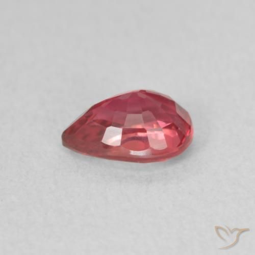 Saphir Rouge écarlate naturelle En forme de poire, 0.61 ct, VVS-VS
