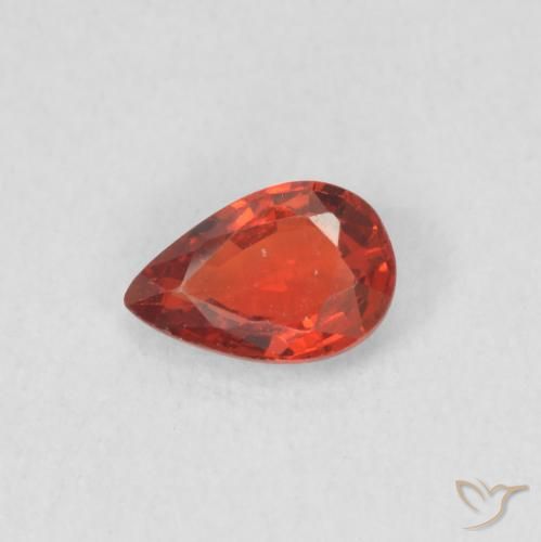 Saphir Rouge intense naturelle En forme de poire, 0.42 ct, VS