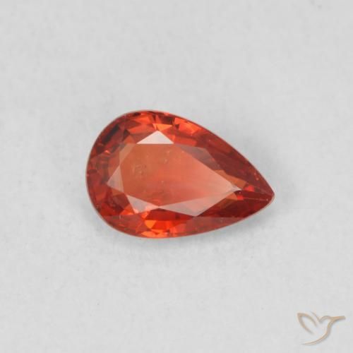 Saphir Rouge intense naturelle En forme de poire, 0.55 ct, VS