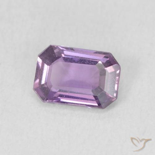 Saphir Pourpre moyen naturelle Octogone / coupe Émeraude, 0.65 ct, VVS-VS