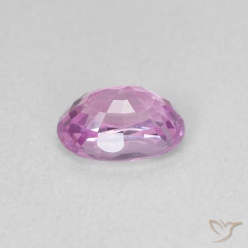 Saphir Medium Light-Purple naturelle ovale, 0.73 ct, VVS
