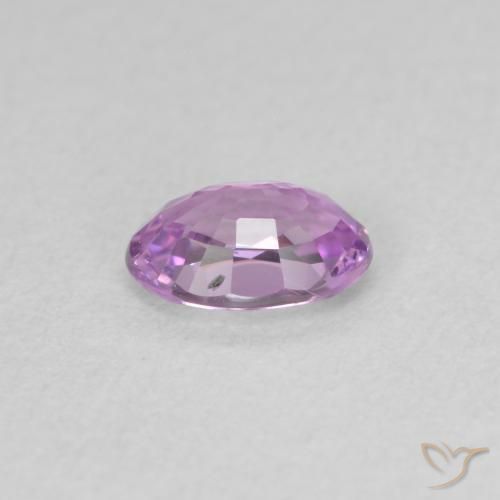 Saphir Violet clair naturelle ovale, 0.57 ct, VVS