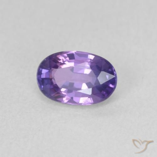 Saphir Violet moyen naturelle ovale, 0.70 ct, VVS