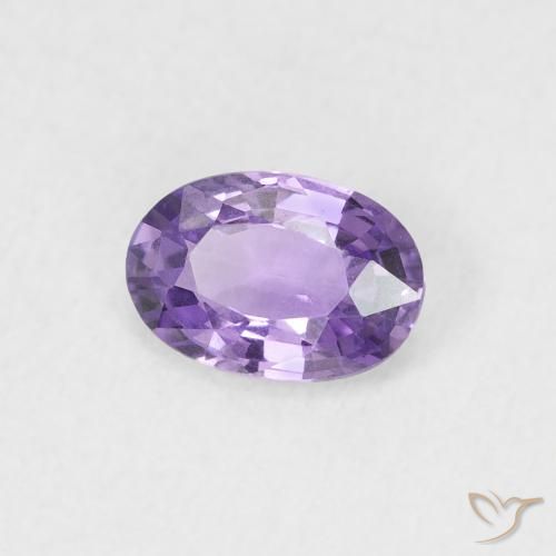 Saphir Violet moyen naturelle ovale, 0.56 ct, VVS-VS