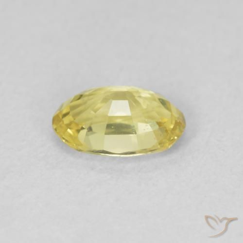 Saphir Jaune moyen naturelle ovale, 0.55 ct, VVS-VS