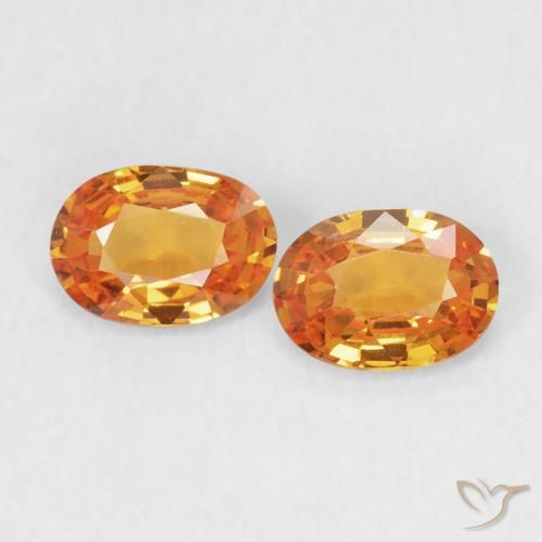 1.01ctw Naturel Orange vif Saphir, ovale, VS