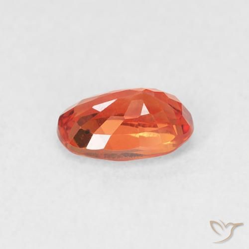 Saphir Orange chaud naturelle ovale, 0.68 ct, VS