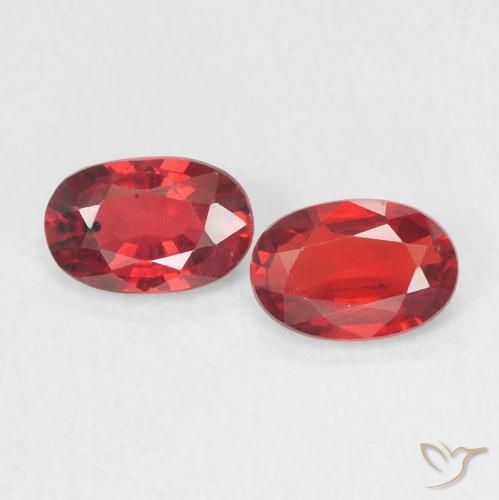 1.06ctw Naturel Rouge moyen Saphir, ovale, VVS-VS
