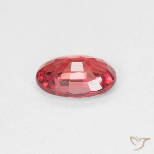 Saphir Rouge moyen naturelle ovale, 0.55 ct, VVS