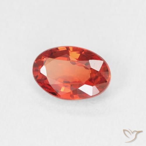 Saphir Rouge intense naturelle ovale, 0.67 ct, VVS