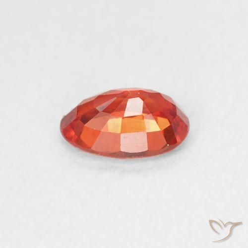 Saphir Rouge moyen naturelle ovale, 0.56 ct, VVS
