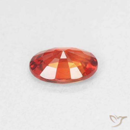 Saphir Rouge moyen naturelle ovale, 0.51 ct, VVS