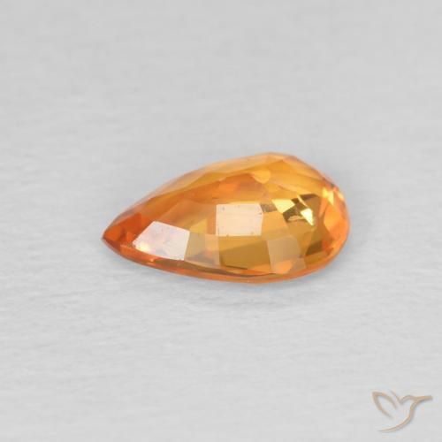 Saphir Orange vif naturelle En forme de poire, 0.69 ct, VVS-VS