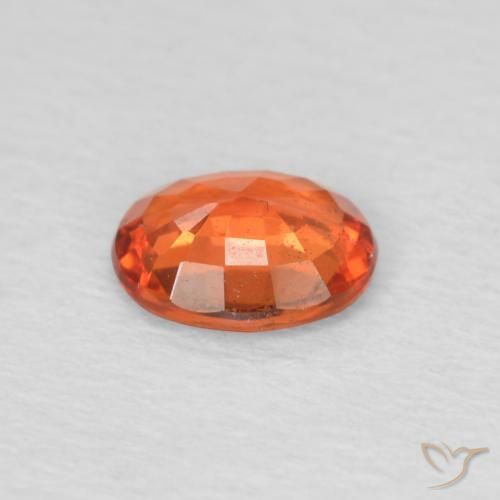 Saphir Orange feu naturelle ovale, 0.46 ct, VS