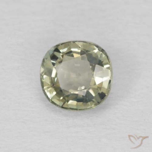 0.54ct Naturel Vert forêt léger Saphir, Coussin, VS