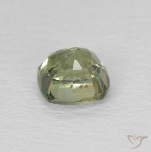 Saphir Vert clair naturelle Coussin, 0.64 ct, VS