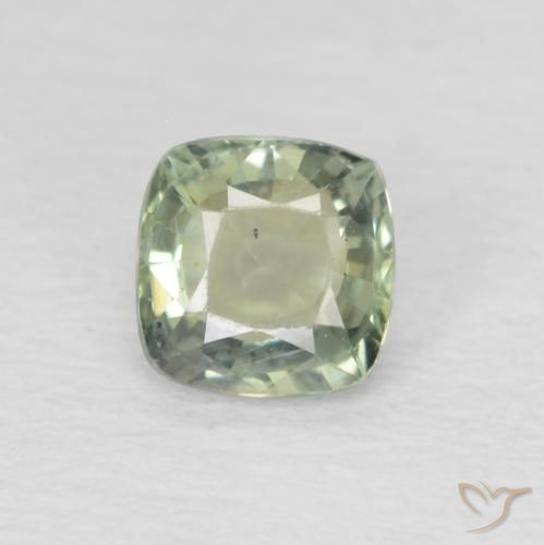 0.49ct Naturel Vert sauge léger Saphir, Coussin, VS, Photo A