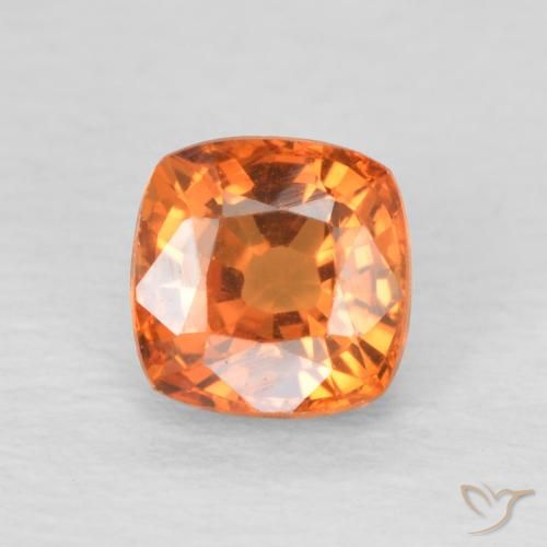 0.66ct Naturel Orange vif Saphir, Coussin, VVS