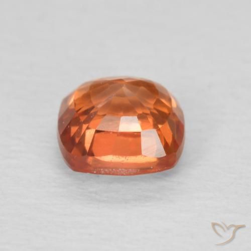 Saphir Orange moyen naturelle Coussin, 0.61 ct, VVS