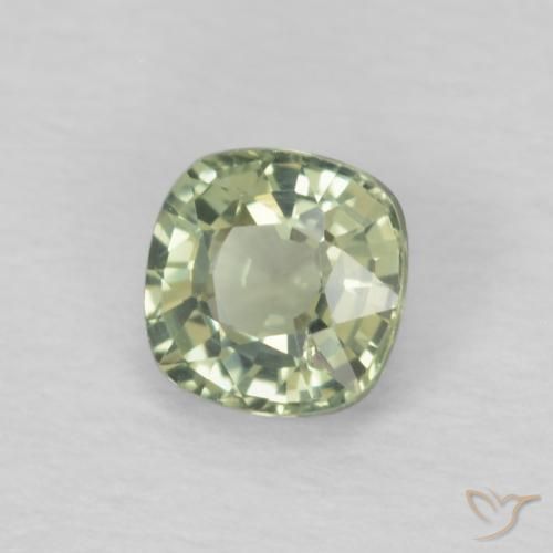 Saphir Vert très clair naturelle Coussin, 0.48 ct, VS