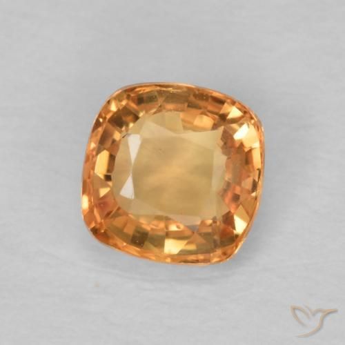 Saphir Orange moyen naturelle Coussin, 0.62 ct, VVS-VS