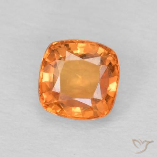 0.61ct Naturel Orange rougeâtre Saphir, Coussin, VVS