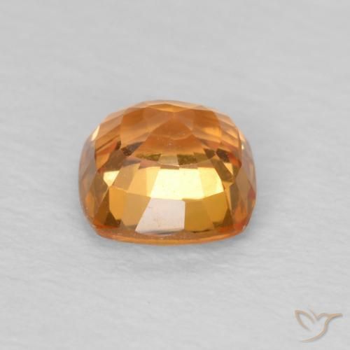 Saphir Orange rougeâtre naturelle Coussin, 0.61 ct, VVS