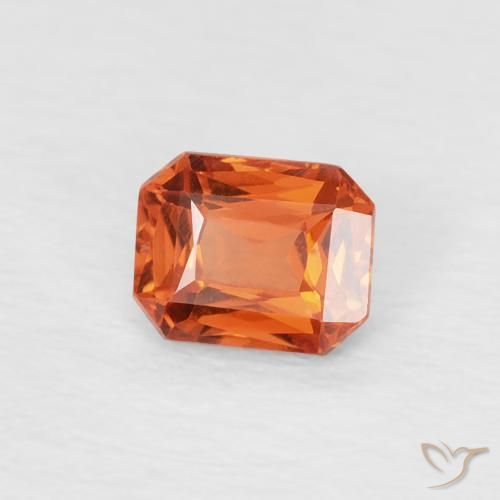 Saphir Orange feu naturelle Octogone / coupe Émeraude, 0.51 ct, VVS