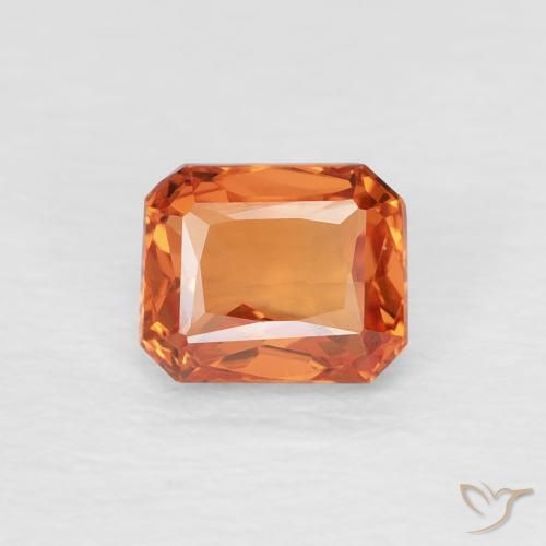 0.63ct Naturel Orange jaunâtre Saphir, Taille émeraude, VVS