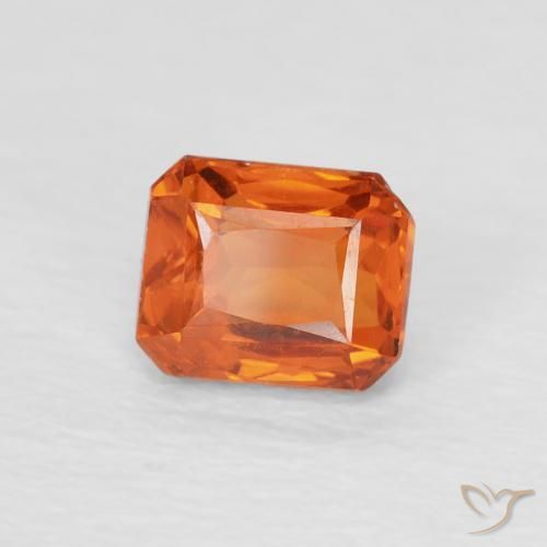 Saphir Orange moyen naturelle Octogone / coupe Émeraude, 0.79 ct, VVS